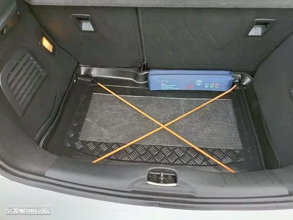 Citroën DS3 1.6 e-HDi So Irresistible - 15