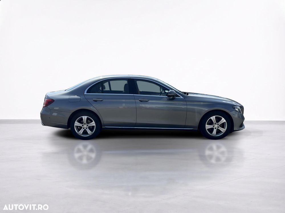 Mercedes-Benz E 200 4MATIC Aut. - 8