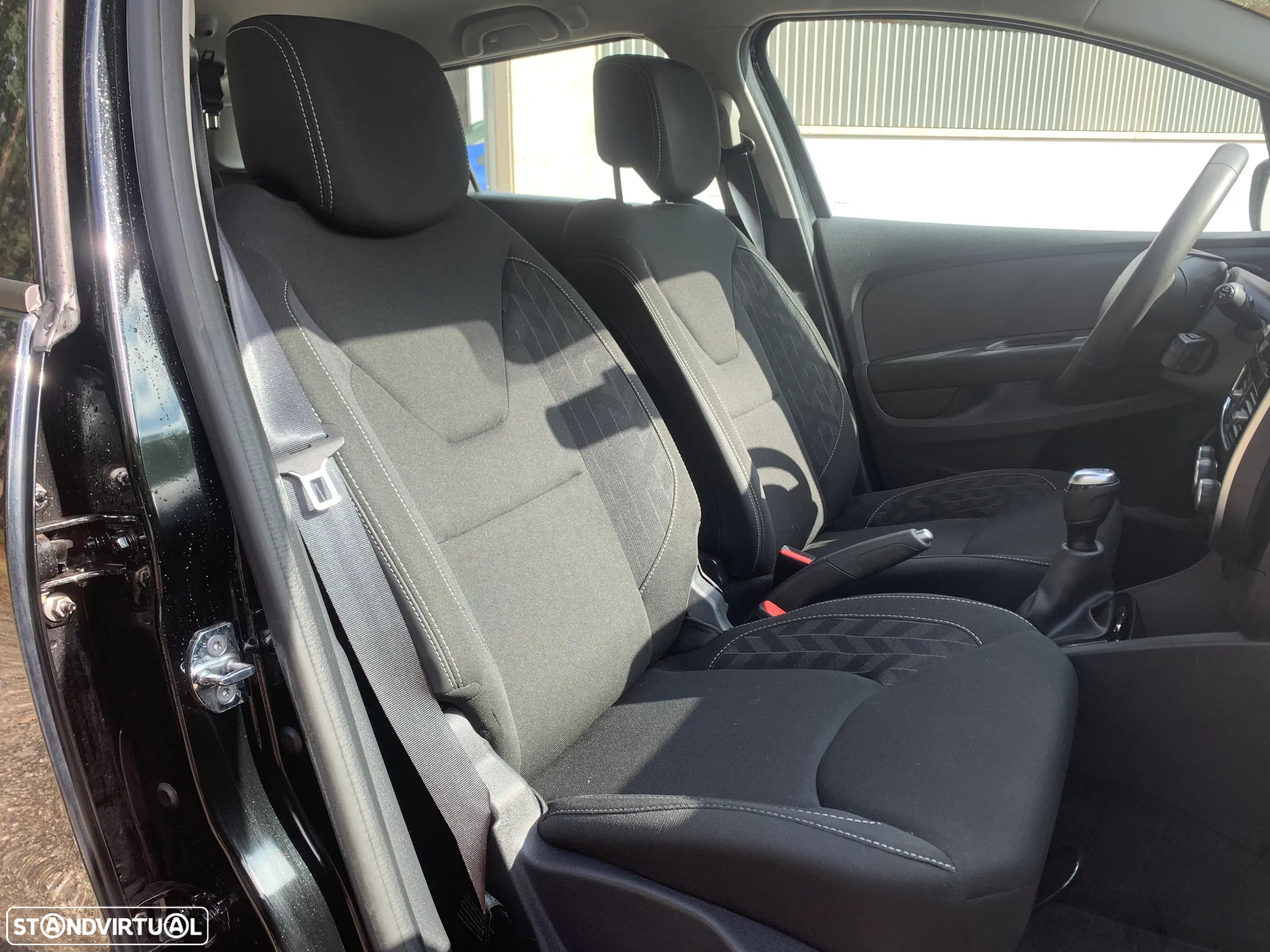 Renault Clio Sport Tourer 1.5 dCi Limited Edition - 27
