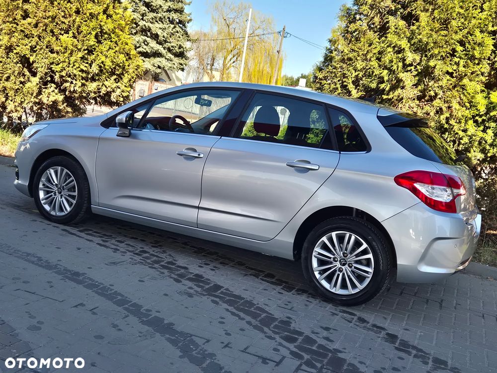 Citroën C4 VTi 120 Attraction - 8