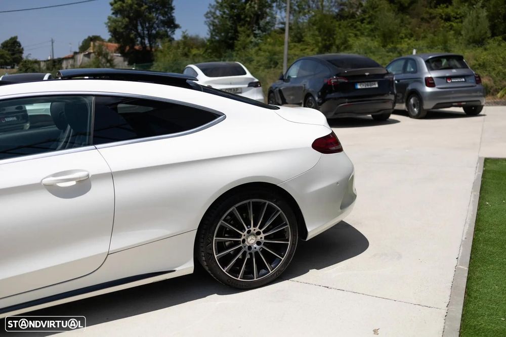 Mercedes-Benz C 220 d 9G-TRONIC AMG Line - 11