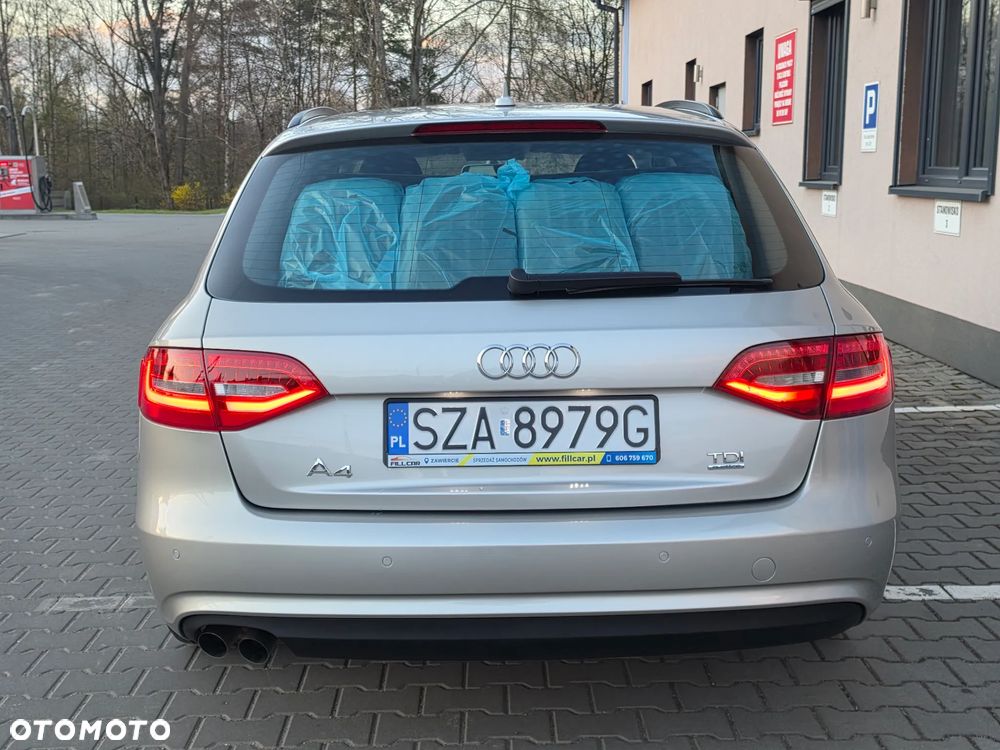 Audi A4 Avant 2.0 TDI Quattro S tronic - 34