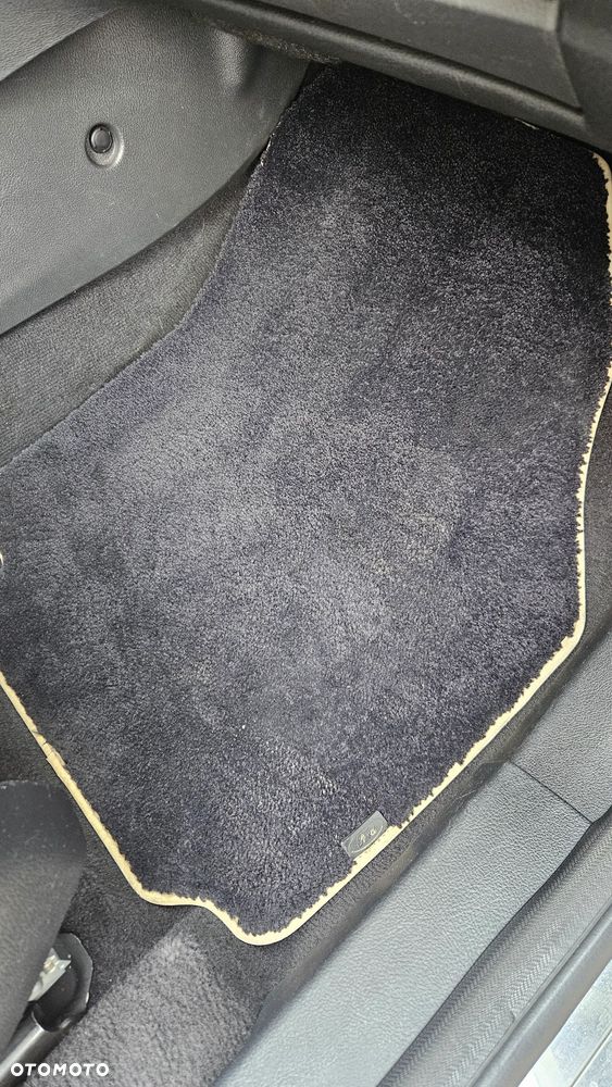 Ford Mondeo 2.2 TDCi Titanium - 11