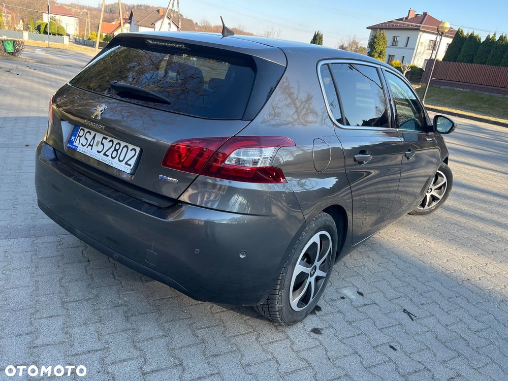 Peugeot 308 1.2 PureTech Allure S&S EAT6 - 24