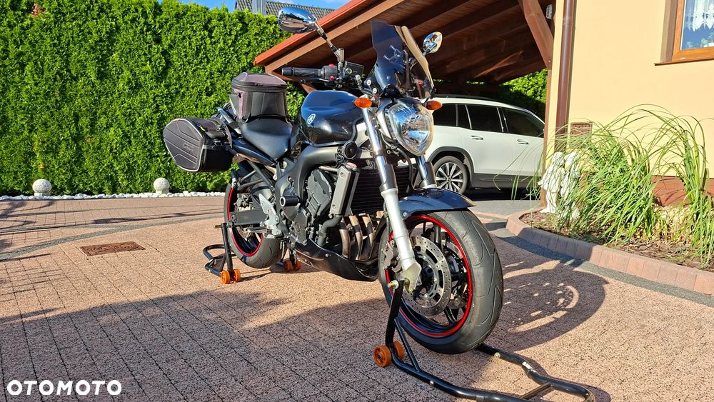 Yamaha FZ6 - 9