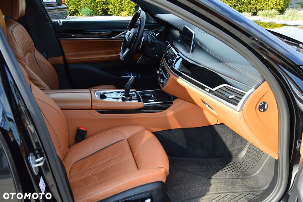 BMW Seria 7 750Ld xDrive sport - 10