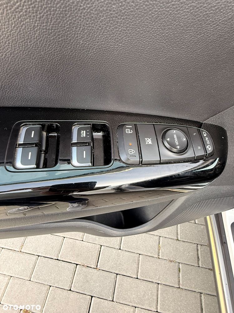 Kia Sportage 2.0 CRDI M 2WD - 37