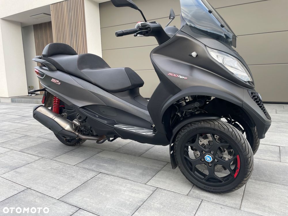 Piaggio MP-3 - 10