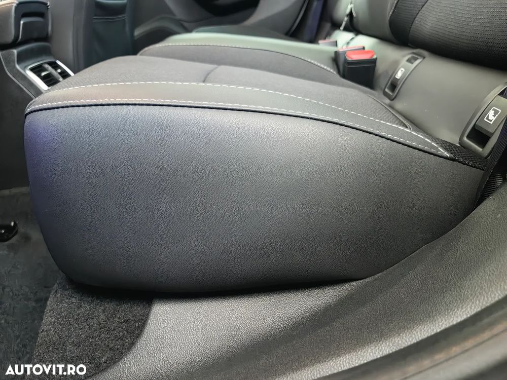 Renault Megane TCe 140 GPF EDC Techno - 13