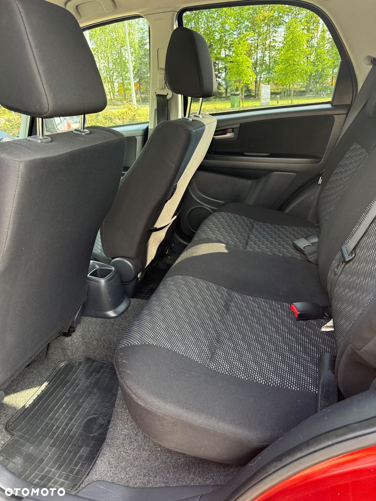 Suzuki SX4 1.6 GS / Premium - 28