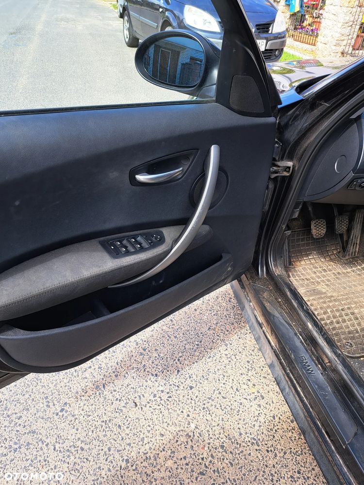 BMW Seria 1 116i - 6