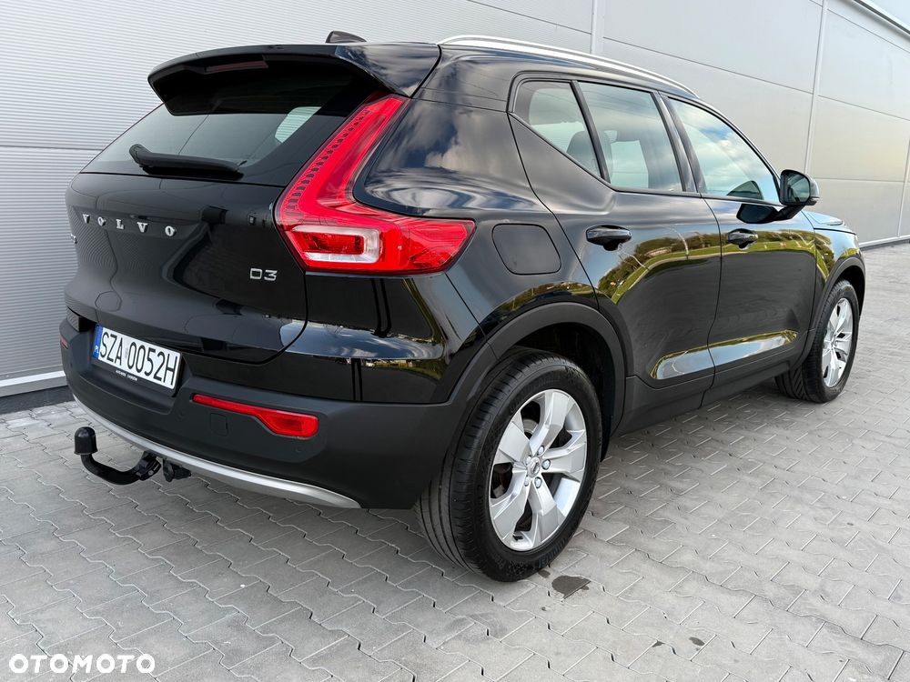 Volvo XC 40 D3 Momentum Pro - 2