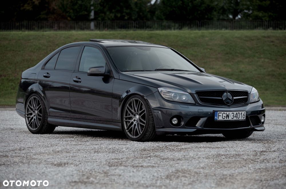 Mercedes-Benz Klasa C 63 AMG 7G-TRONIC - 4