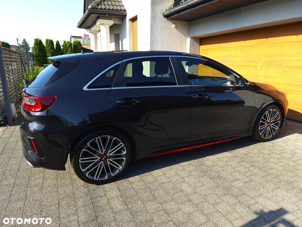 Kia Ceed 1.6 T-GDI GT - 12
