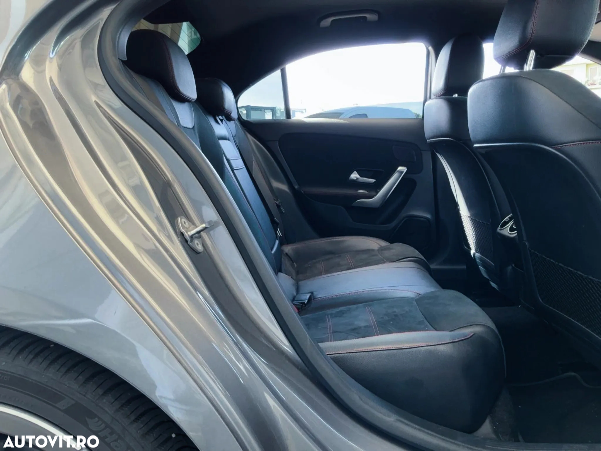 Mercedes-Benz A 180 d 7G-DCT AMG Line - 10