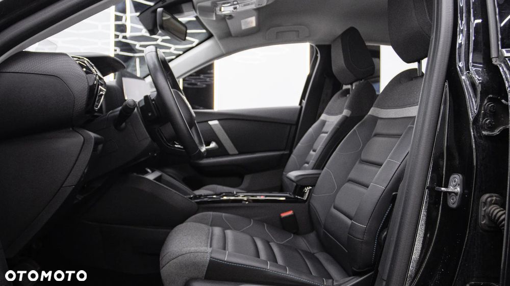Citroën C4X 1.2 PureTech Shine S&S EAT8 - 17