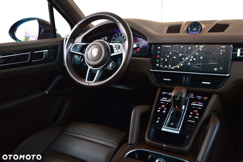 Porsche Cayenne E-Hybrid Platinum Edition - 24