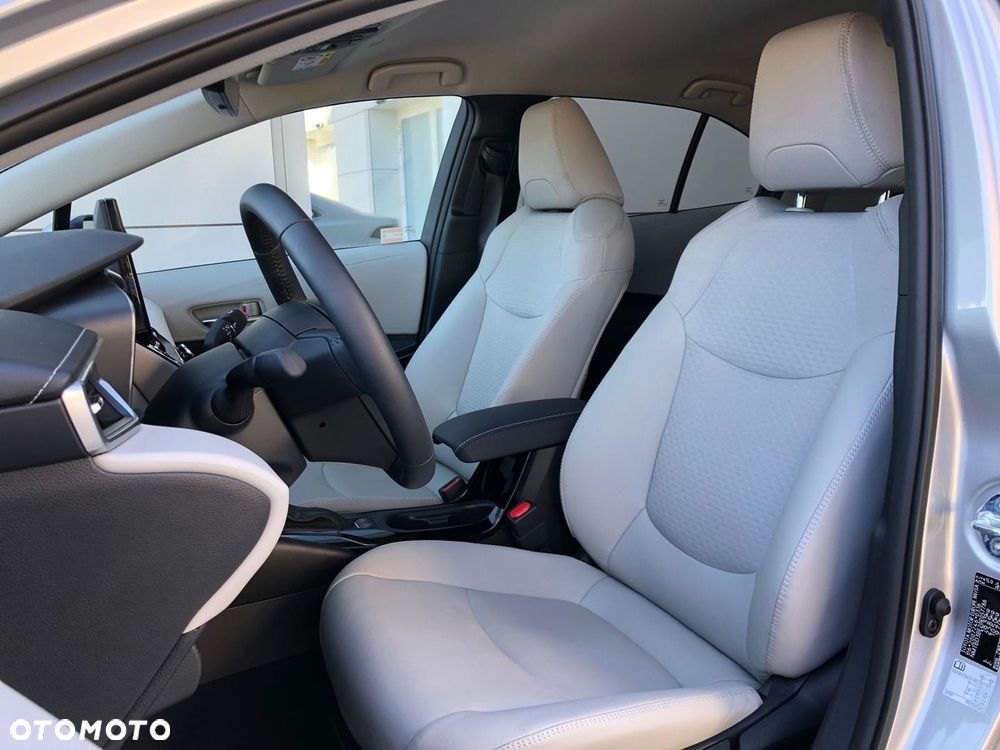 Toyota Corolla 1.8 Hybrid Executive - 6