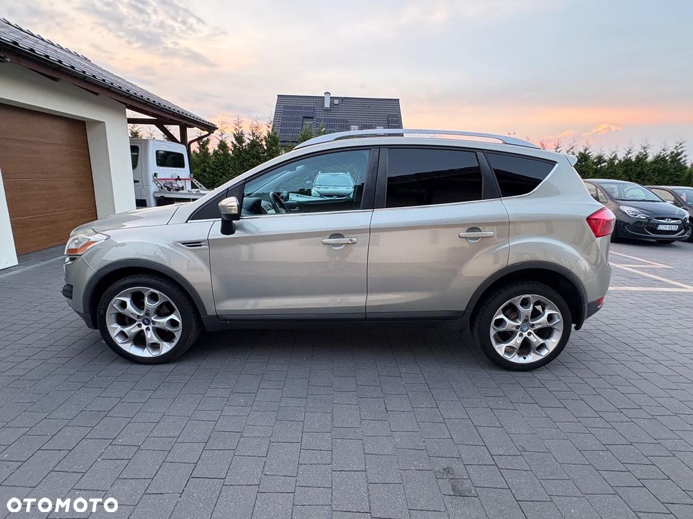 Ford Kuga 2.0 TDCi 4x4 Titanium - 6