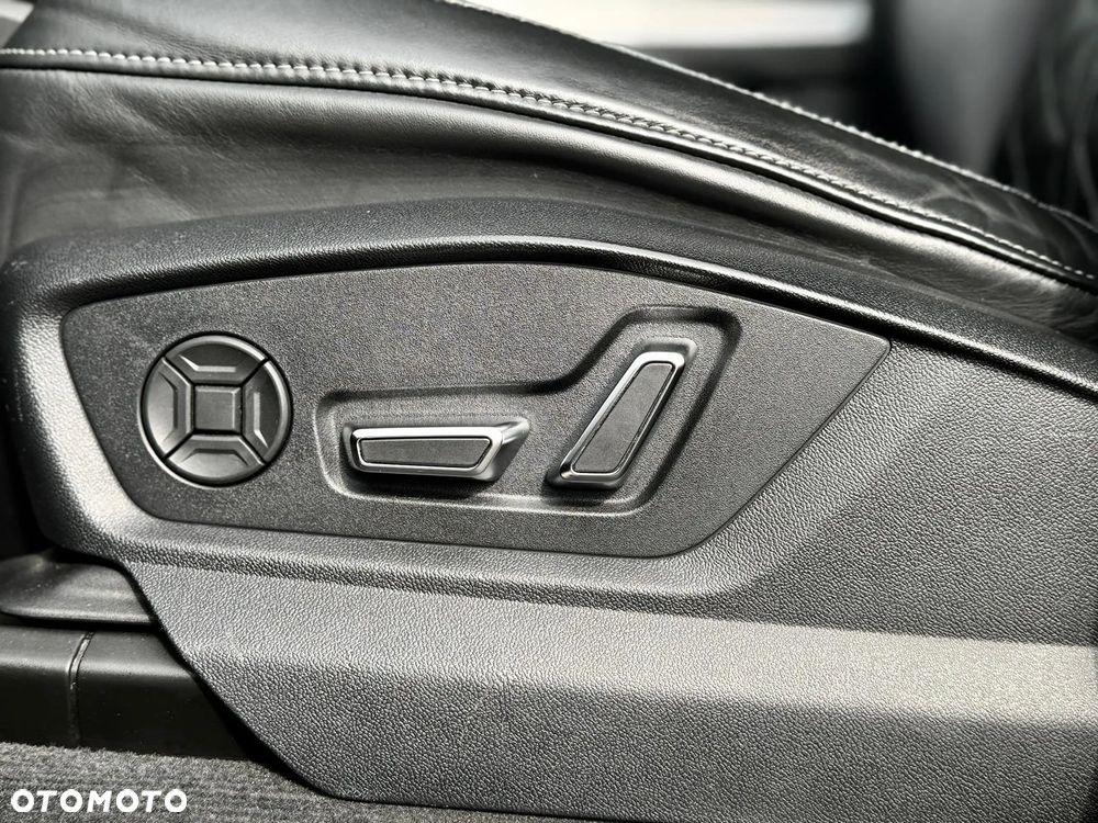 Audi SQ8 TDI quattro tiptronic - 14