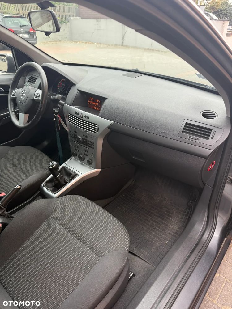 Opel Astra - 17