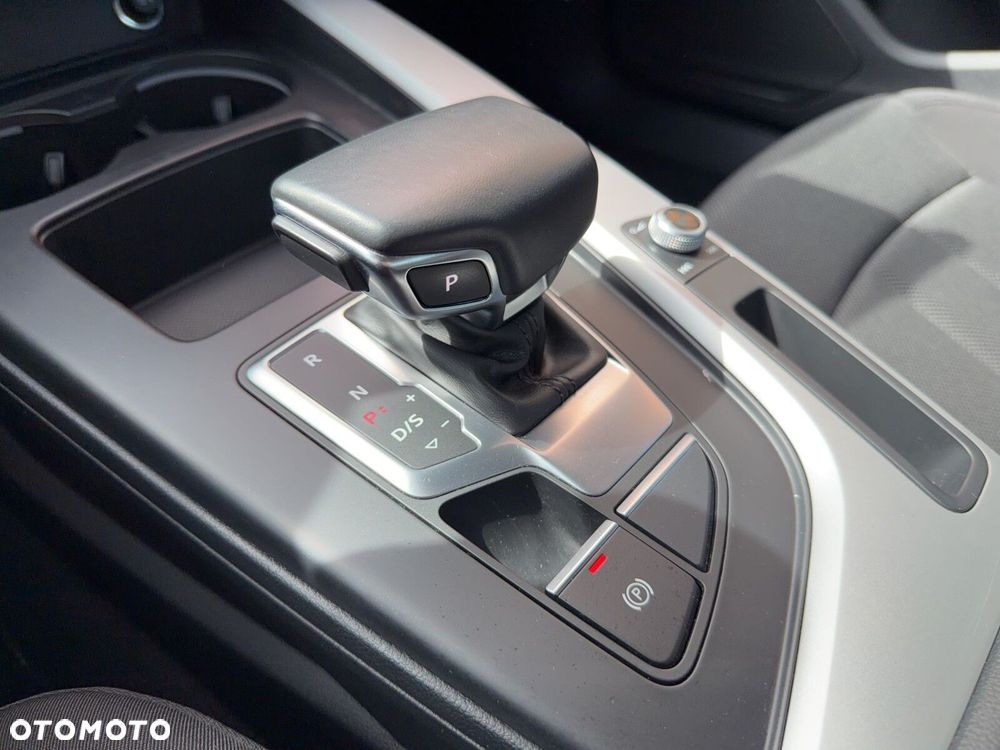 Audi A4 Limousine - 19