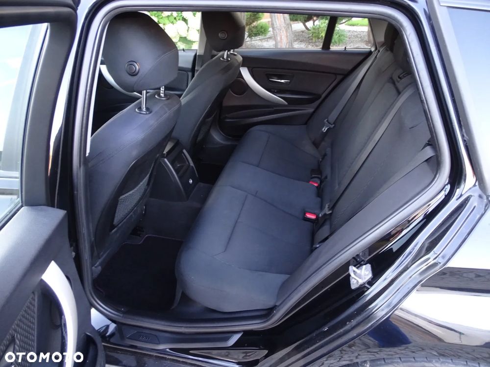 BMW Seria 3 - 14