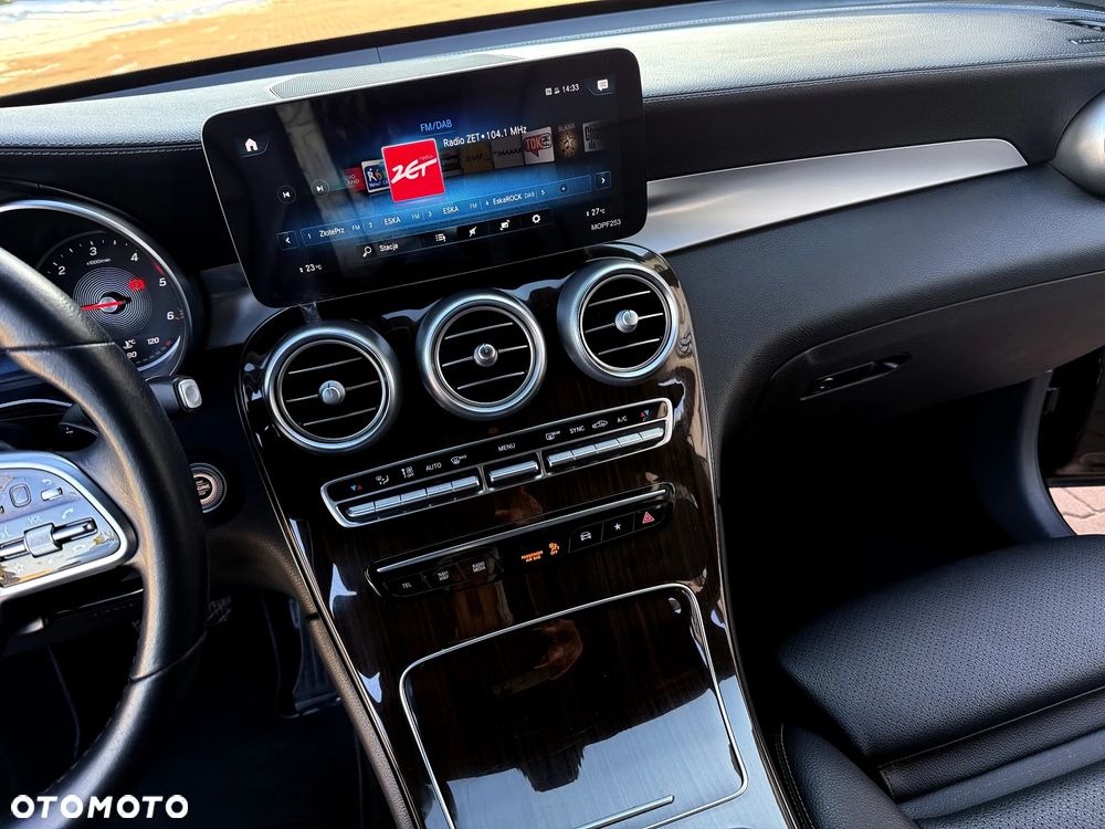 Mercedes-Benz GLC - 14