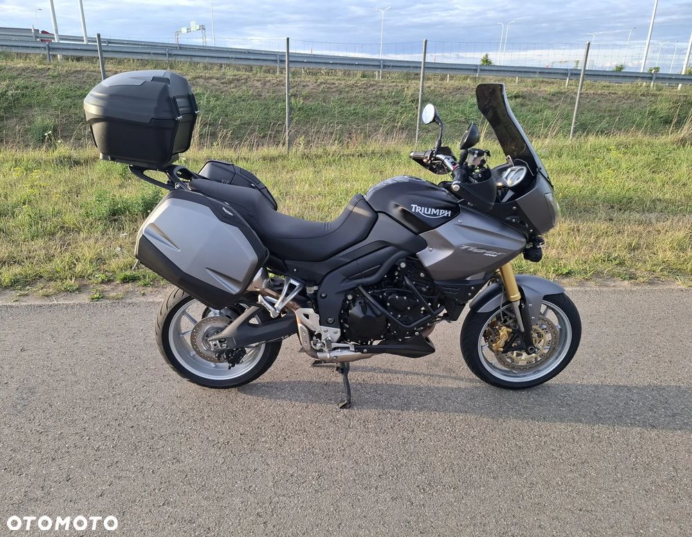 Triumph Tiger - 8