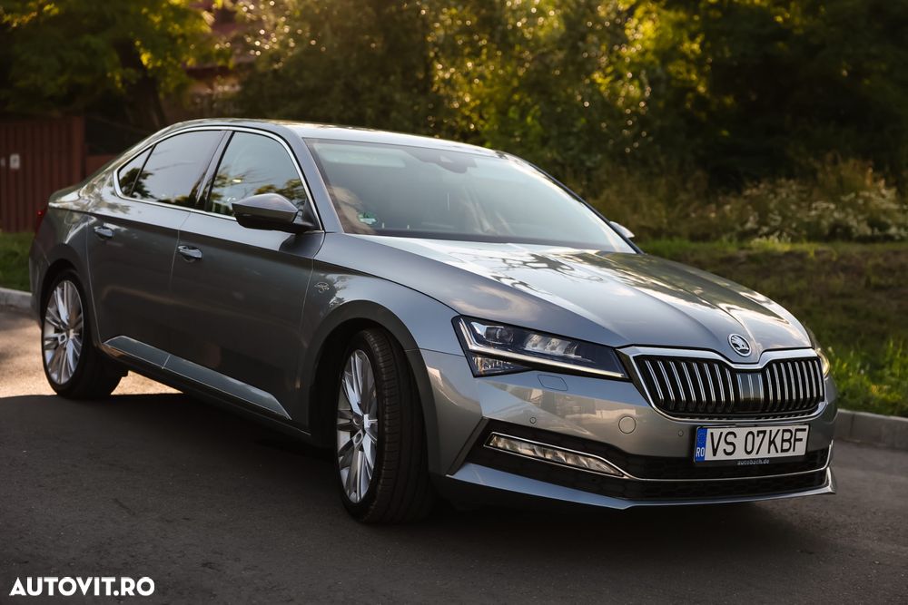 Skoda Superb 2.0 TDI 4X4 DSG L&K - 3