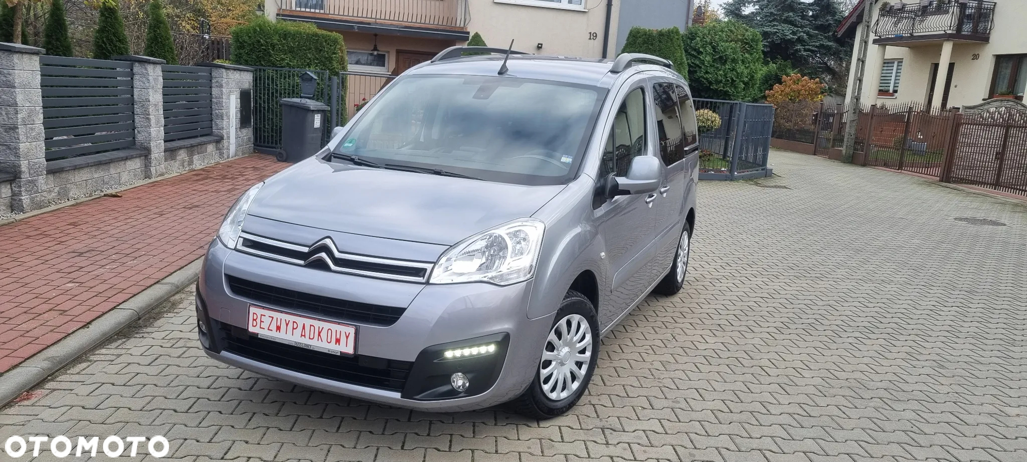 Citroën Berlingo Multispace PureTech 110 SELECTION - 3