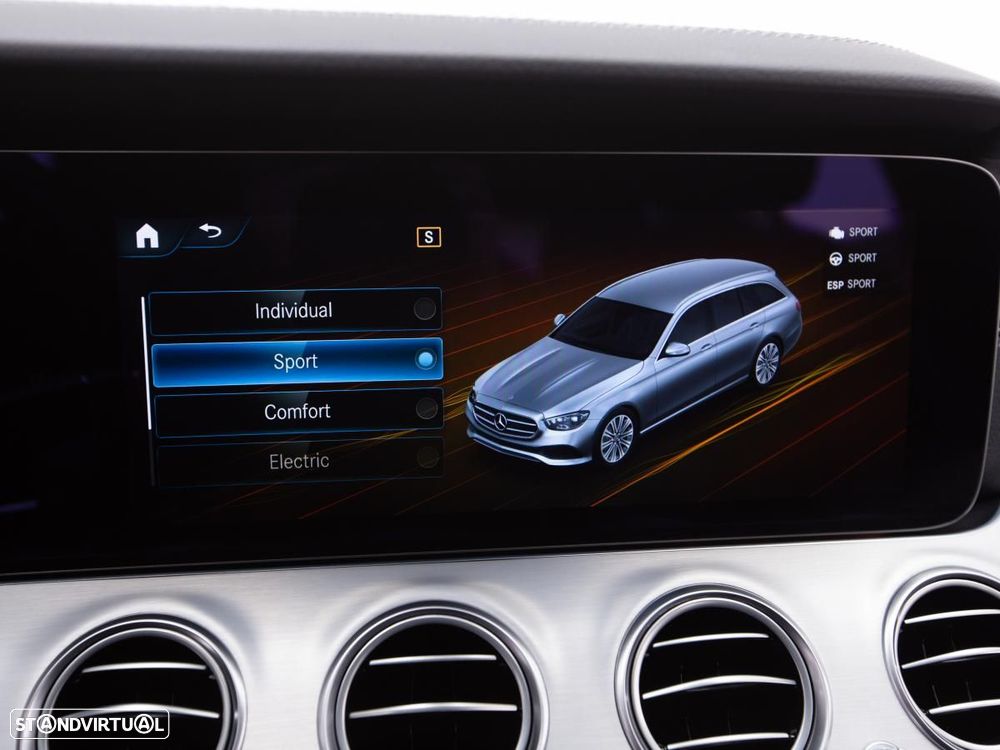 Mercedes-Benz E 300 de 4Matic 9G-TRONIC - 32