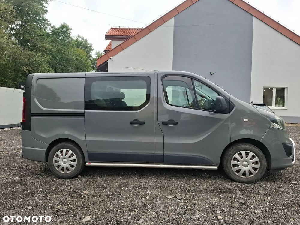 Opel Vivaro - 2
