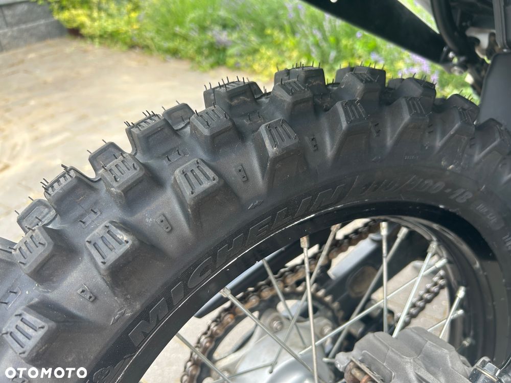 Honda CRF - 22