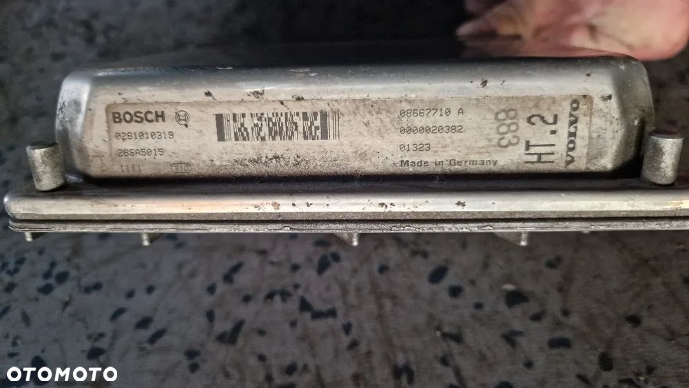 VOLVO V 70 S60 S80 2,4D STEROWNIK SILNIKA 0281010319 - 2