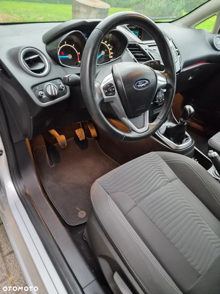 Ford Fiesta 1.5 TDCi Ambiente - 7