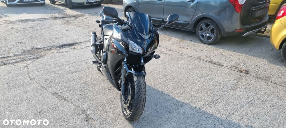 Honda CBR - 16