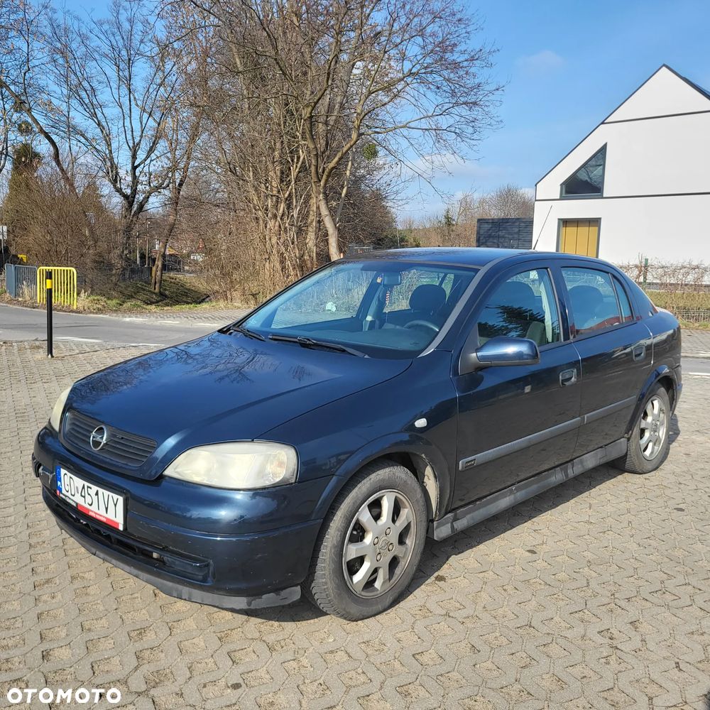 Opel Astra - 2