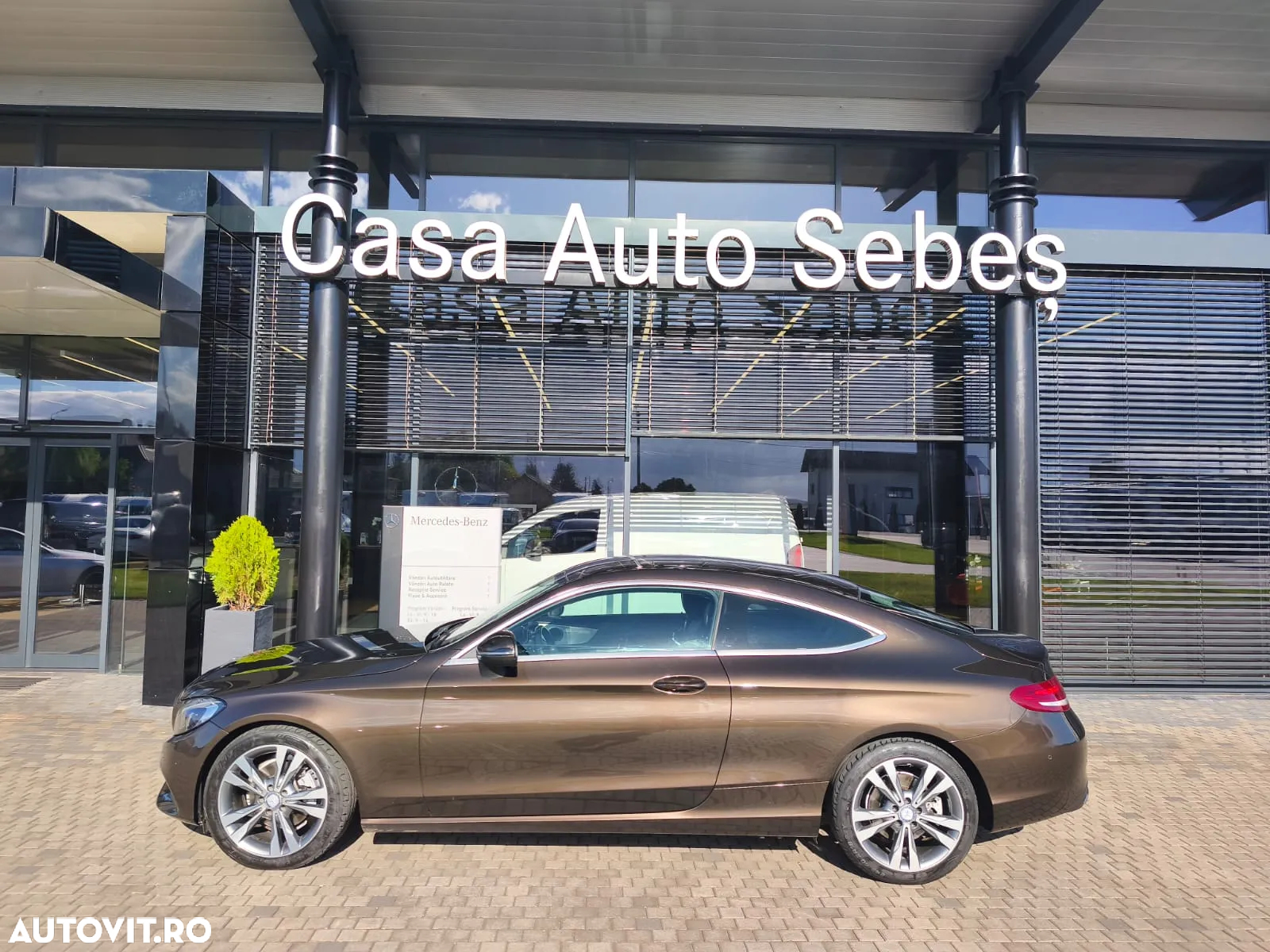 Mercedes-Benz C 220 d Coupe 4MATIC Aut. - 2