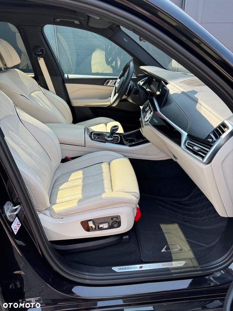 BMW X5 M M50d - 14