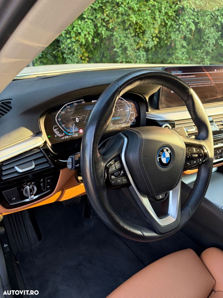 BMW Seria 5 2022 — imagine 13