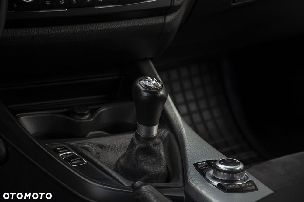 BMW Seria 1 116d DPF Edition Sport - 36