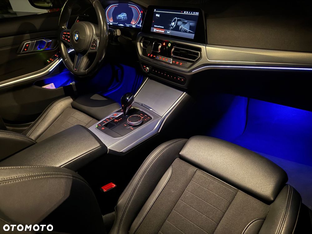 BMW Seria 3 320d MHEV Luxury Line sport - 31