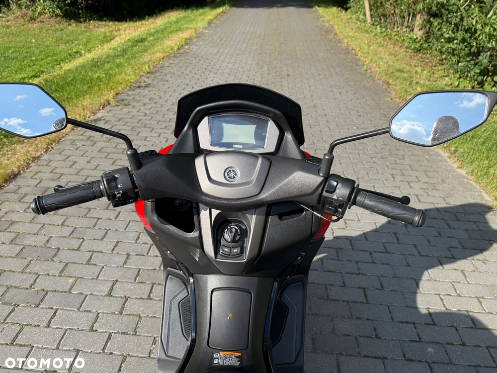 Yamaha NMAX - 5