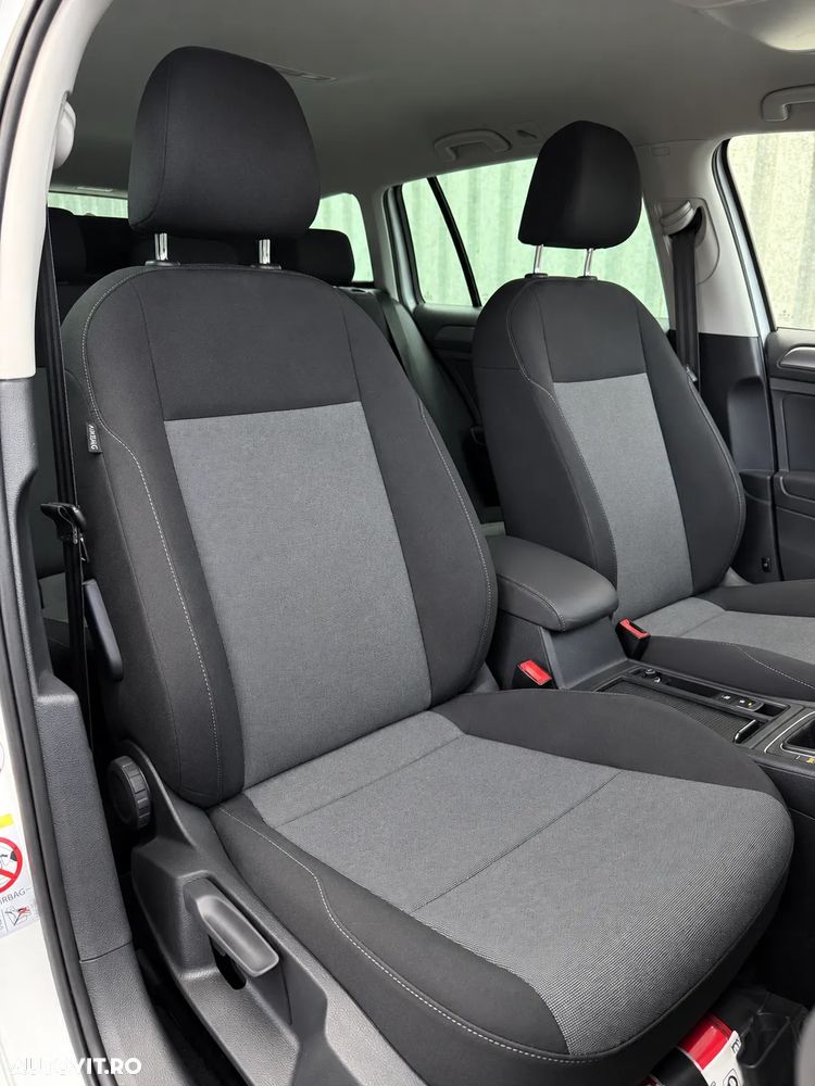 Volkswagen Golf 1.6 TDI BlueMotion Technology Lounge - 8
