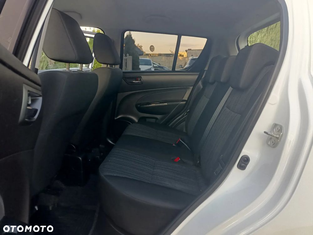 Suzuki Swift - 22