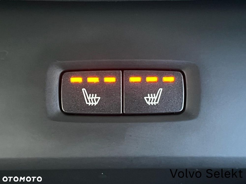 Volvo XC 90 - 31