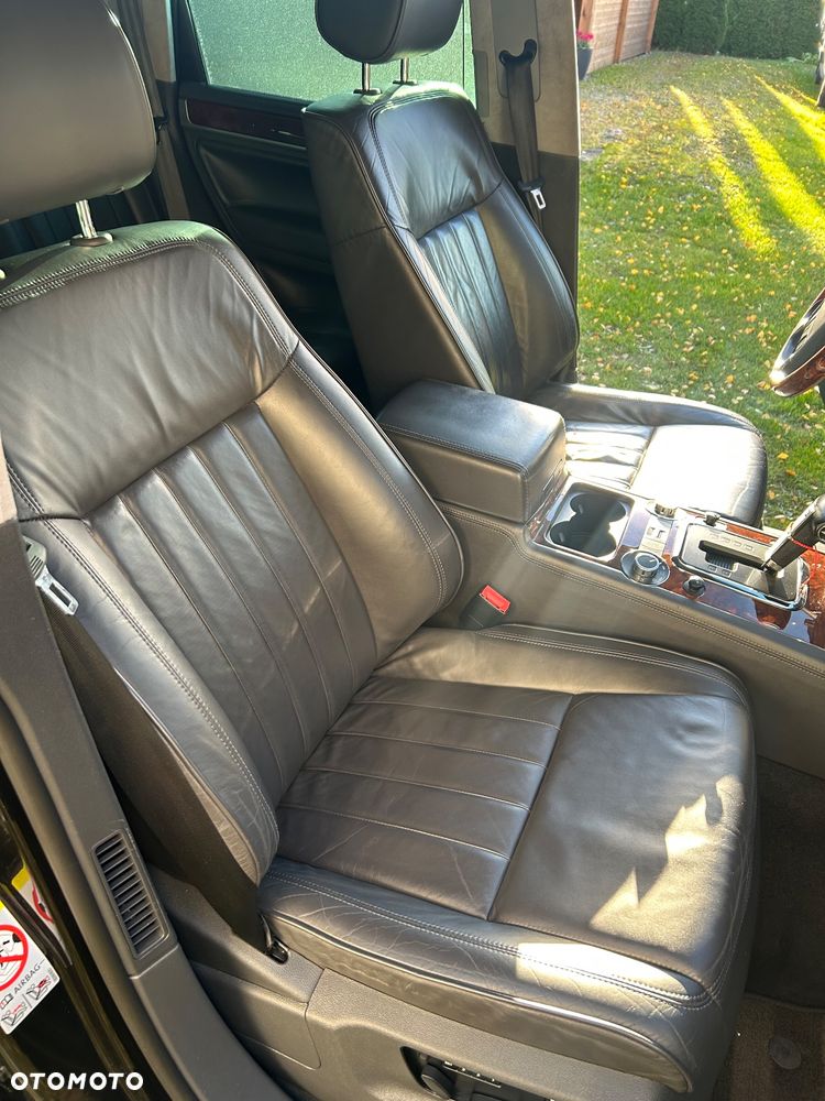 Volkswagen Touareg 5.0 V10 TDI DPF Automatik Exclusive Edition - 17