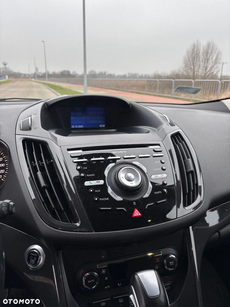 Ford Kuga 2.0 TDCi 4x4 Titanium - 10