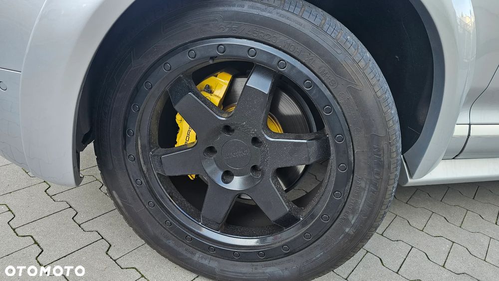 Volkswagen Touareg 6.0 W12 Automatik Sport - 38